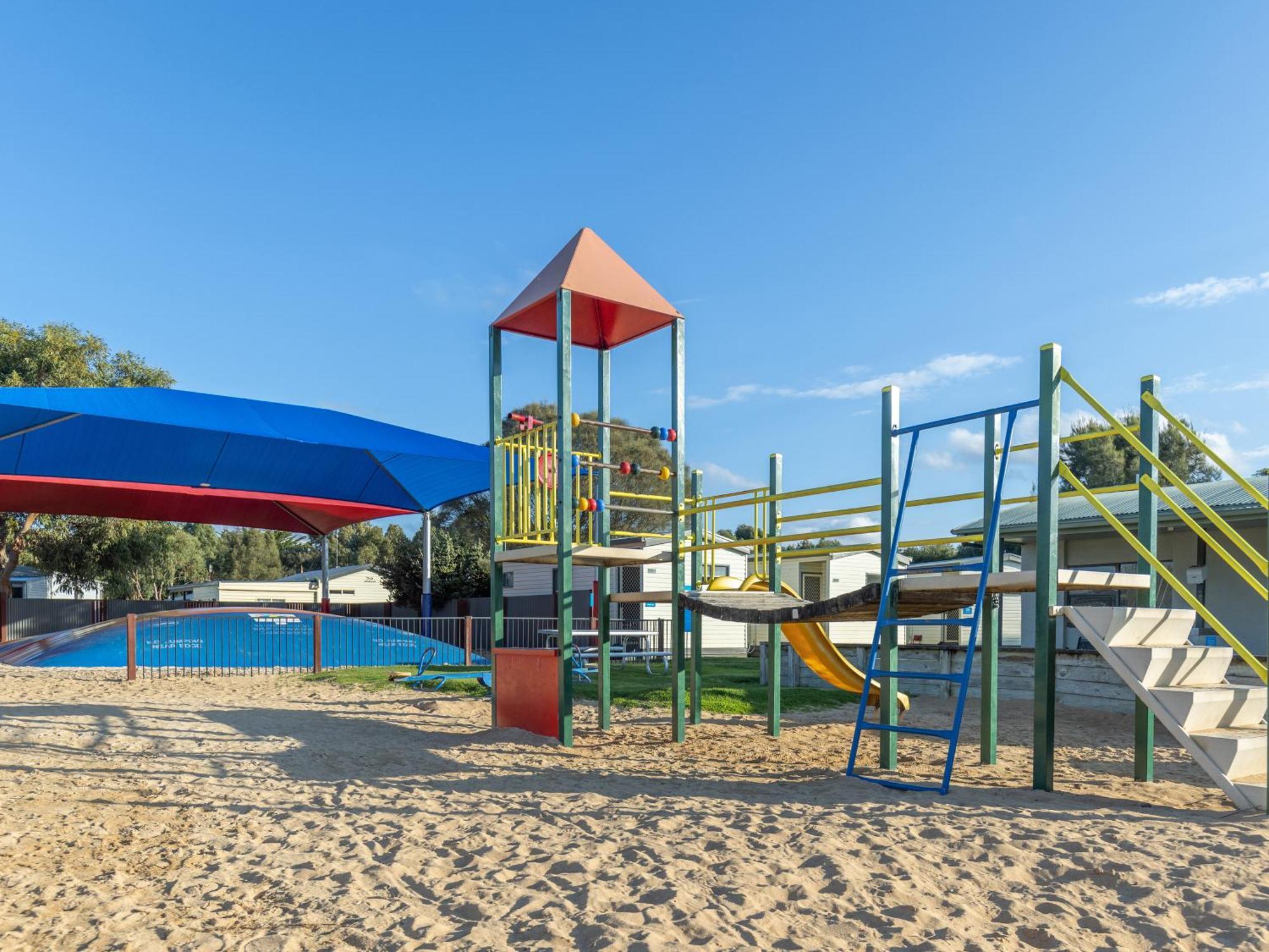 Nrma Warrnambool Riverside Holiday Park المظهر الخارجي الصورة