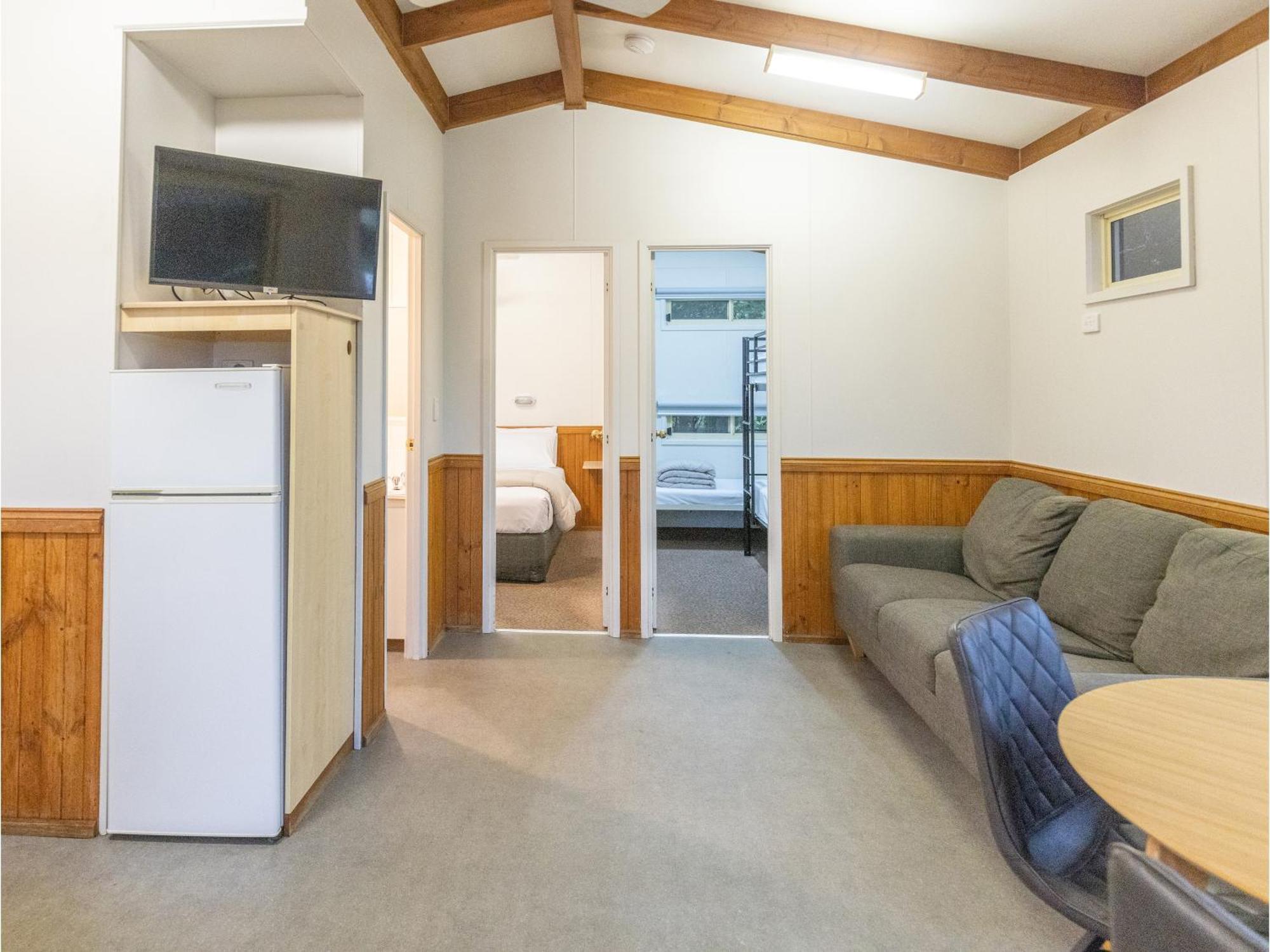 Nrma Warrnambool Riverside Holiday Park الغرفة الصورة